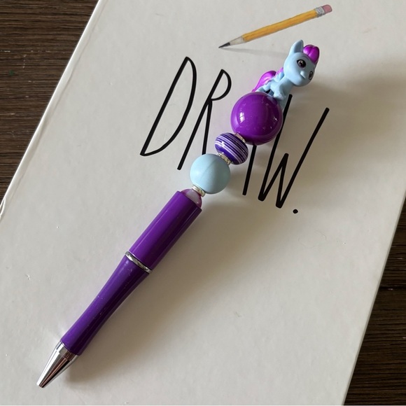 My Little Pony: Zoom Zephyrwing handmade beaded pen - Picture 2 of 3